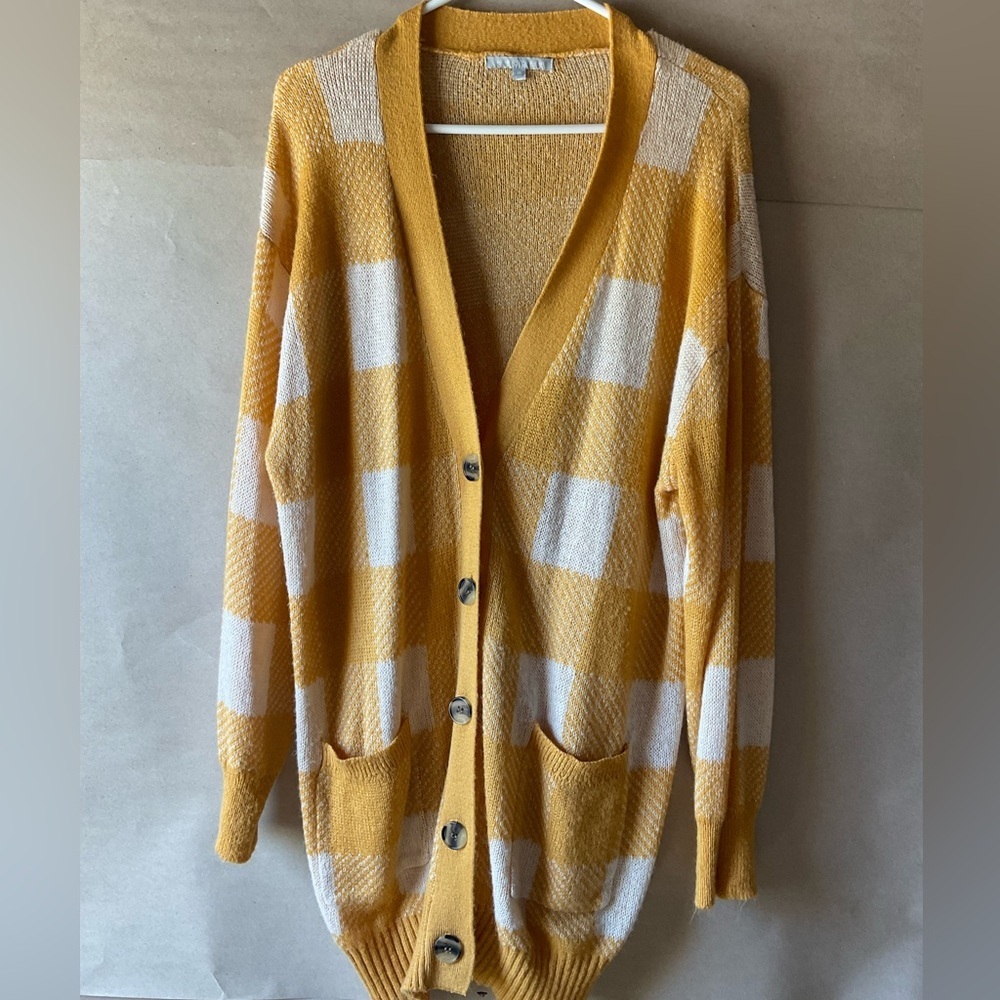 Heart N crush cardigan. Yellow and white checkerboard. Size XL